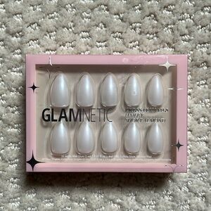 Brand new, never opened Glamnetic “Hailey” Press-on Nails